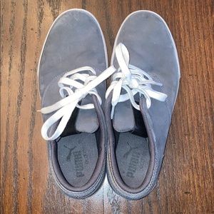 Puma tennis shoe